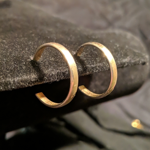 3 for $110 Earrings hoops - Picture 2 of 2